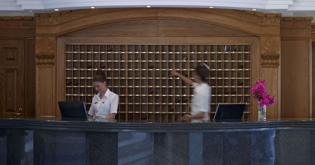 Een foto van het interieur van Mitsis Summer Palace Beach Hotel