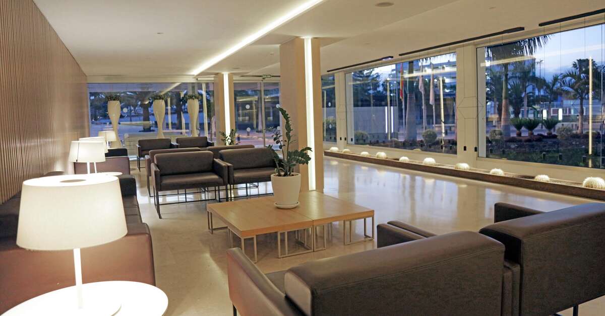 Een foto van het interieur van Hotel Akeah Broncemar