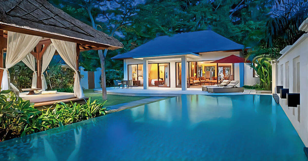 Een foto van het zwembad bij The Laguna Resort & Spa
