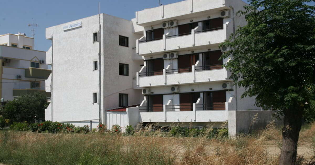 Een foto van de buitenkant van Andavis Hotel