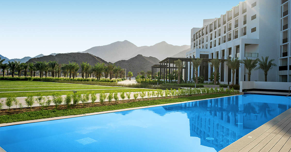 Een foto van het zwembad bij InterContinental Fujairah Resort
