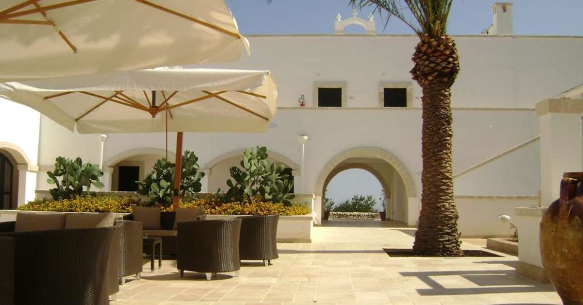 Een foto van het terras bij Borgobianco Resort & Spa