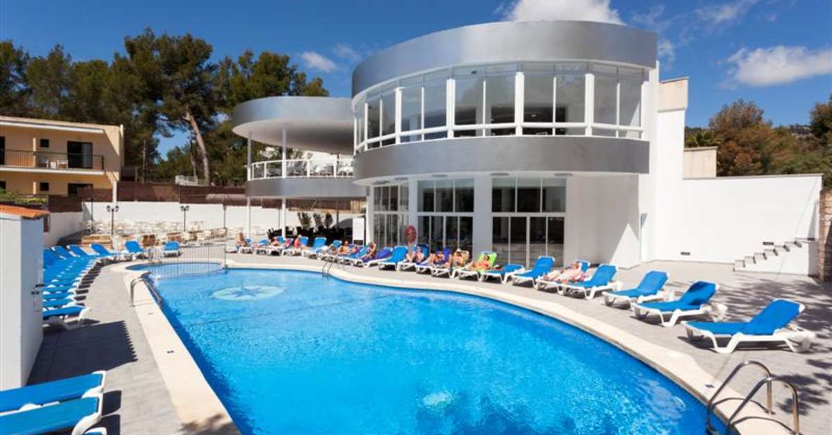Een foto van het zwembad bij Allsun Hotel Paguera Park