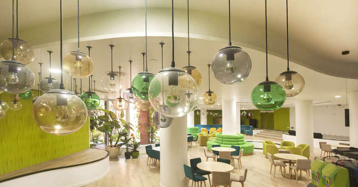 Een foto van het interieur van Villa Mandi Golf Resort
