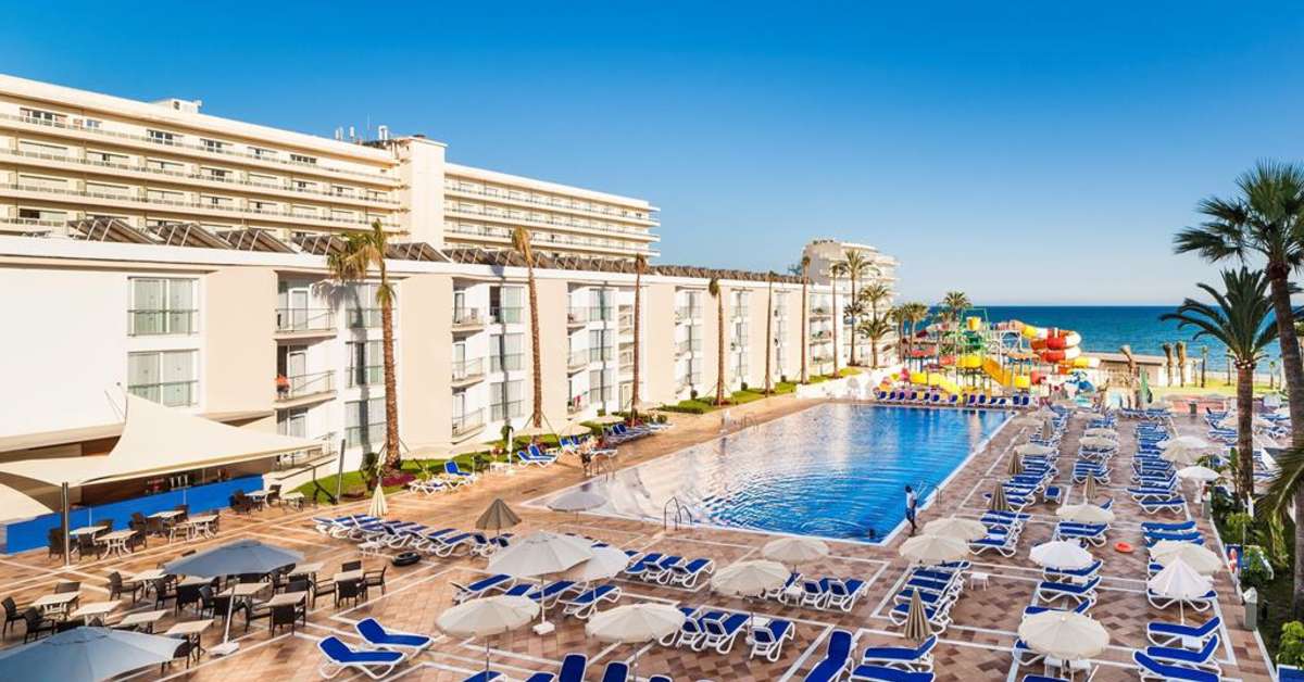 Een foto van een overzicht van Globales Playa Estepona