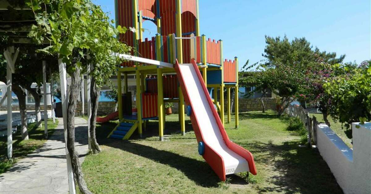Een foto van de faciliteiten bij Glicorisa Beach Hotel