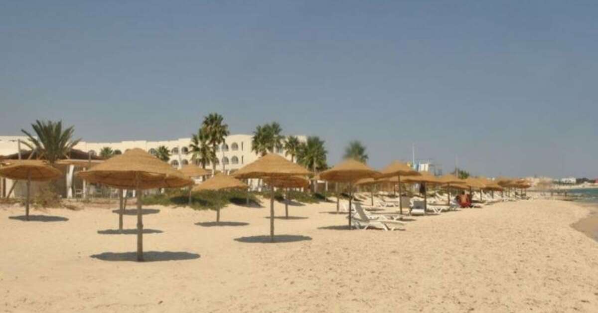 Een foto van het strand bij Khayam Garden