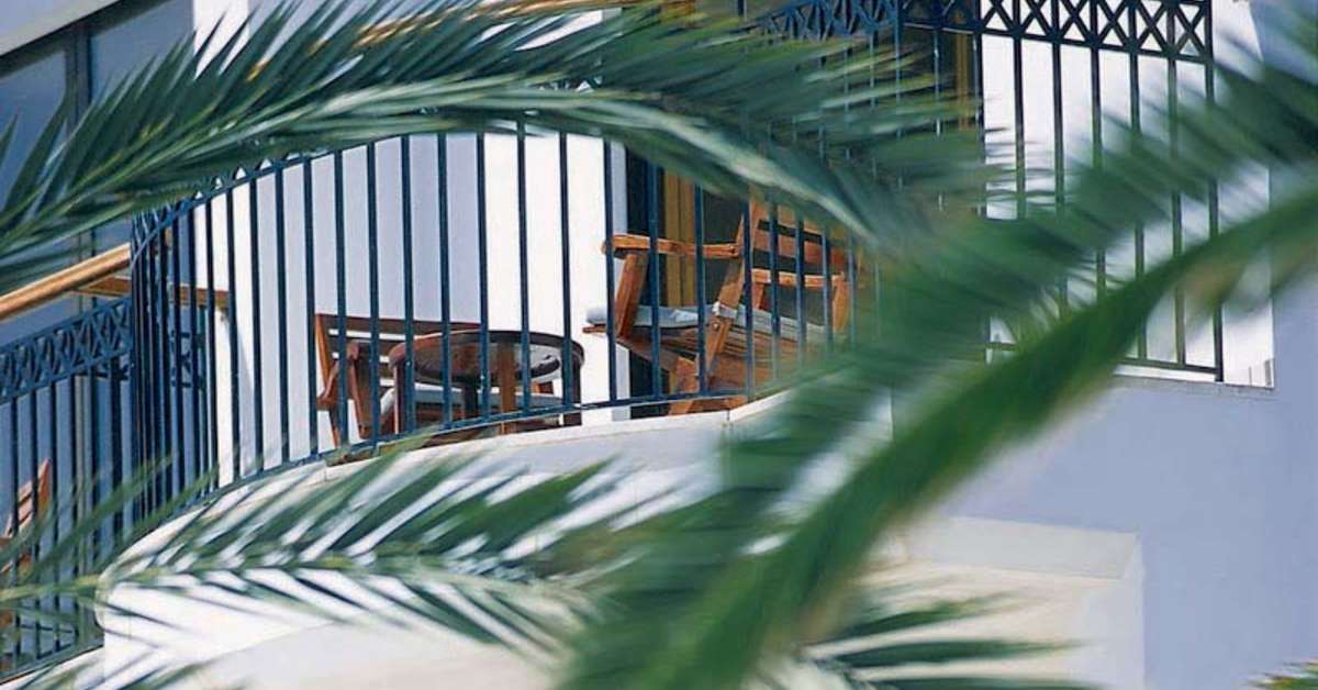 Een foto van het terras bij Hotel Annabelle