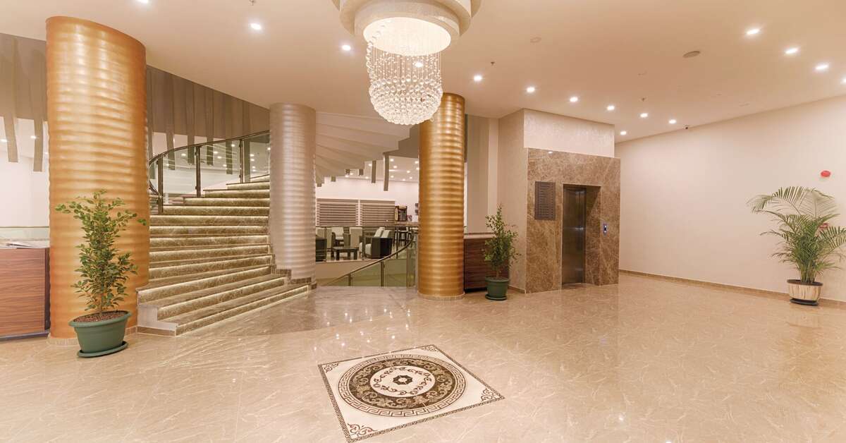Een foto van het interieur van Maya World Park Hotel