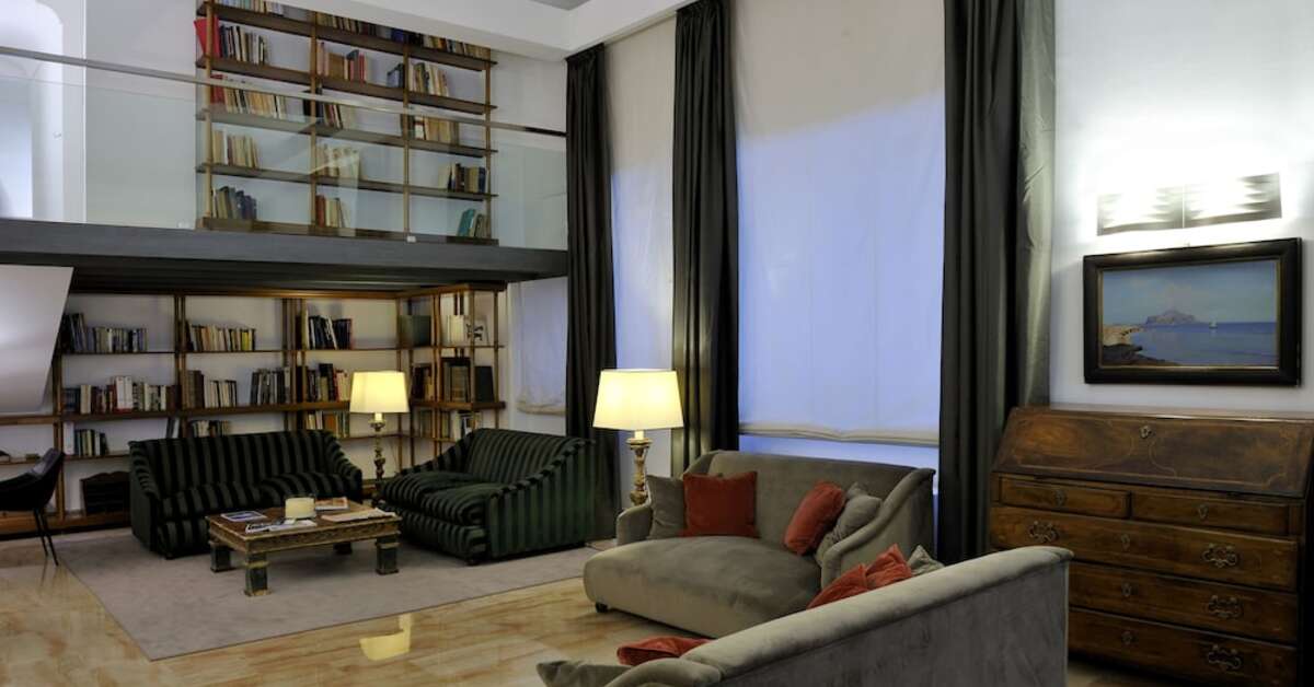 Een foto van het interieur van Hotel Principe di Villafranca
