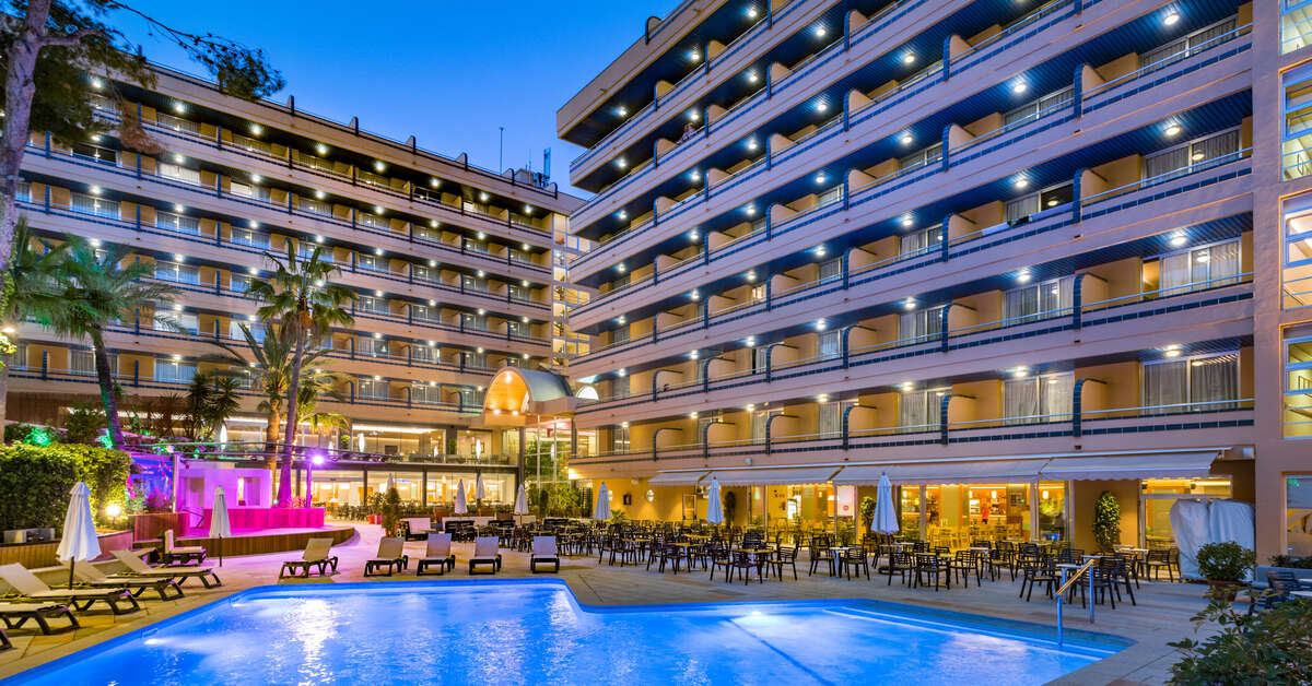 Een foto van het zwembad bij 4R Hotel Playa Park