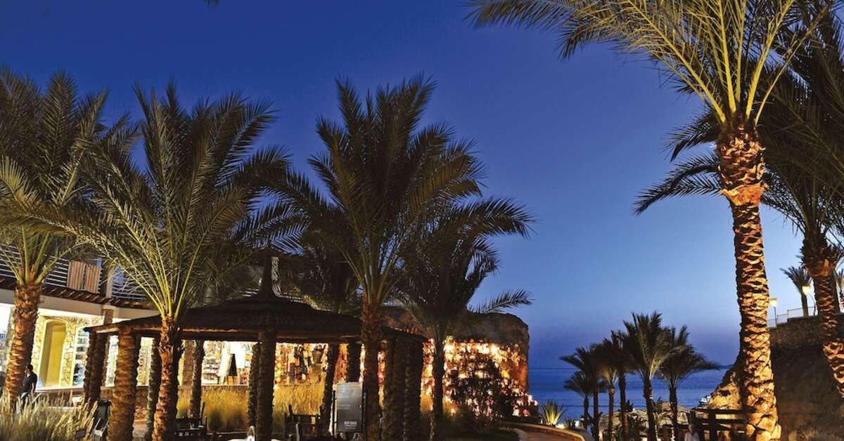 Een foto van de buitenkant van Reef Oasis Beach Resort