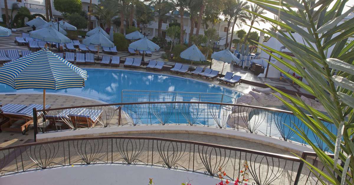 Een foto van het zwembad bij Sultan Gardens Resort