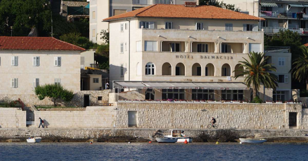 Een foto van de buitenkant van Amfora Hvar Grand Beach Resort