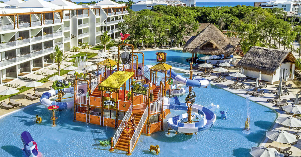 Een foto van het zwembad bij Ocean Riviera Paradise