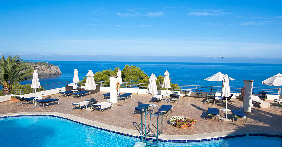 Een foto van het zwembad bij Hotel Hoposa Costa D'Or
