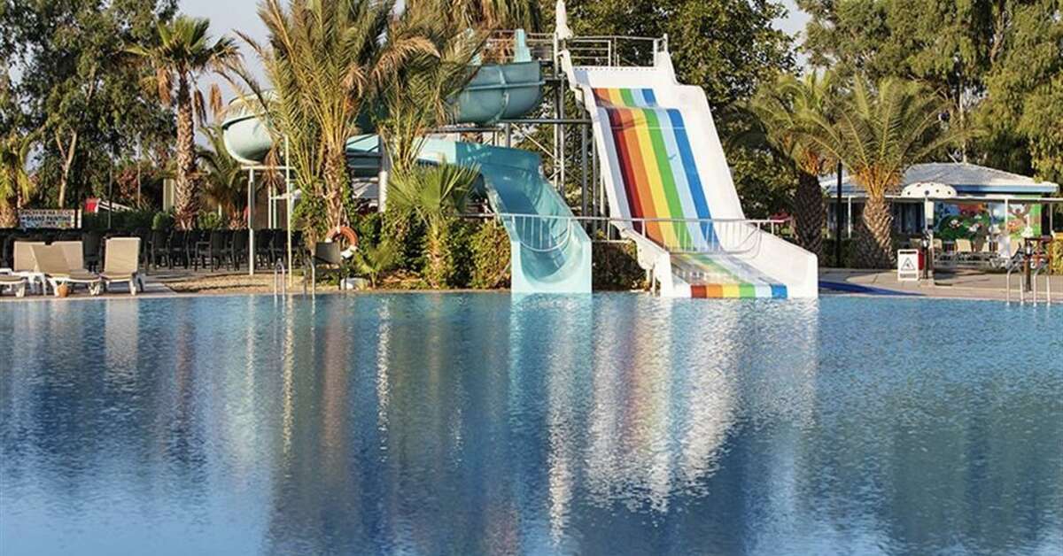 Een foto van een overzicht van Asteria Family Resort Side