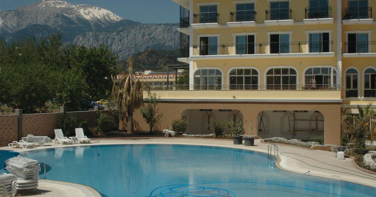 Een foto van het zwembad bij L'Oceanica Beach Resort