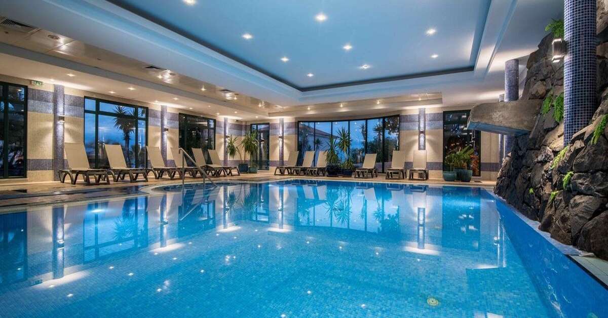 Ein Foto vom Pool im Hotel Alpino Atlantico