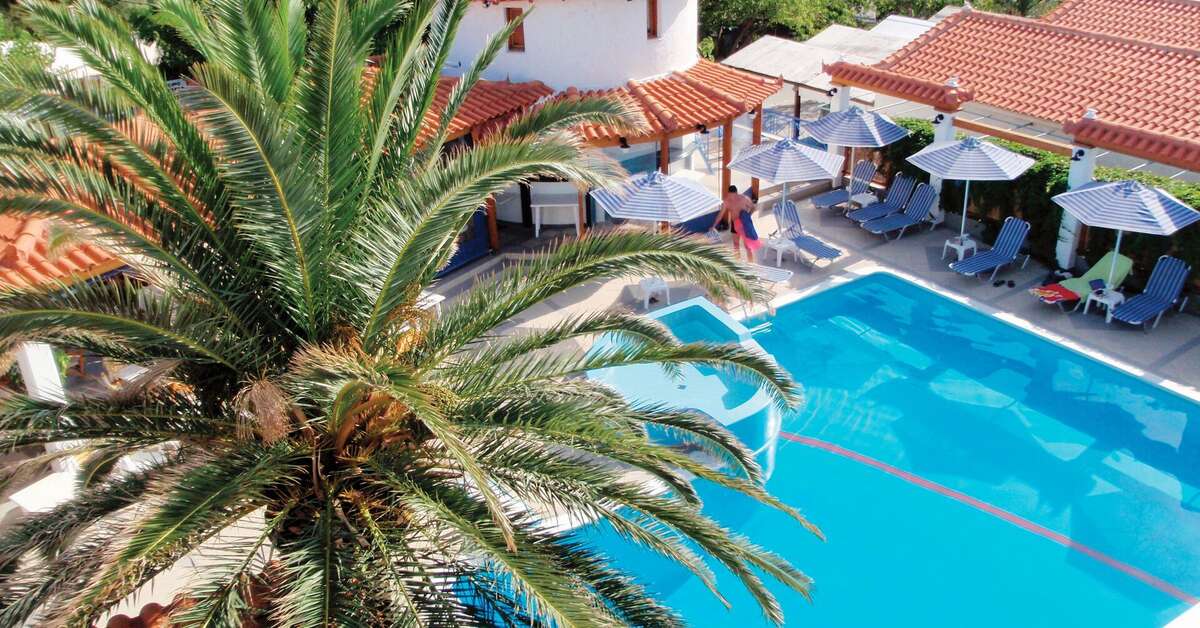 Een foto van het zwembad bij Votsalakia Hotel