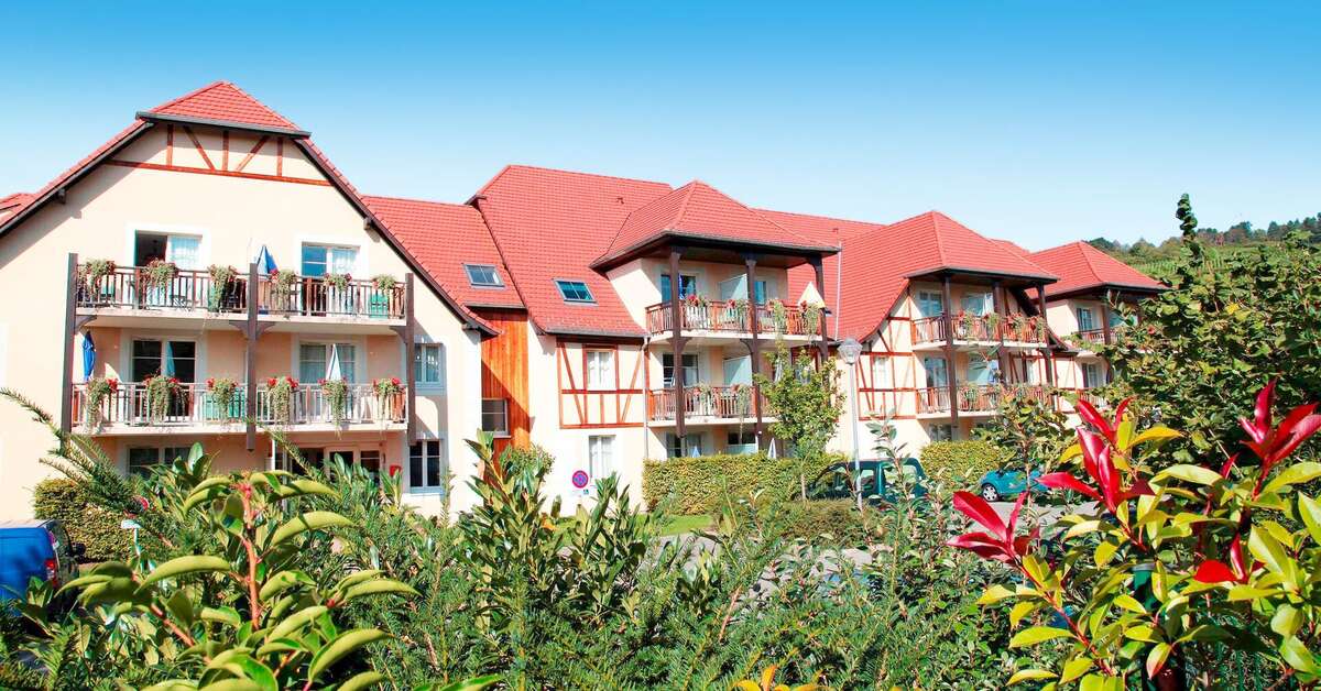 Een foto van de buitenkant van Residence Odalys Le Domaine des Rois