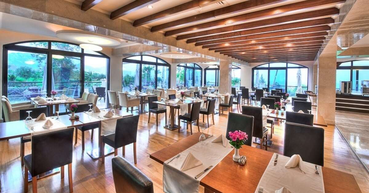 Een foto van de faciliteiten bij Korineum Golf & Beach Resort