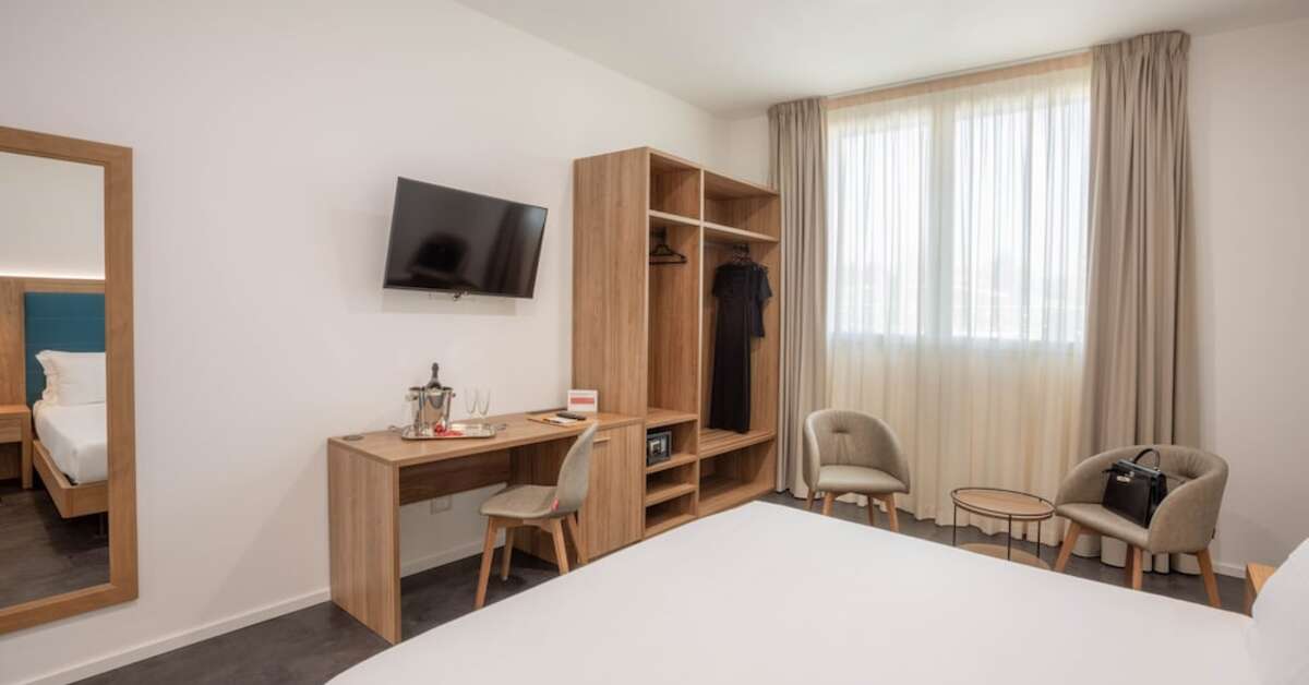 Een foto van V Hotel