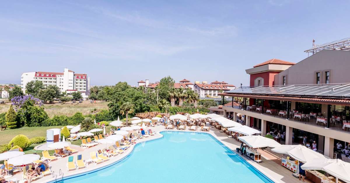 Een foto van het zwembad bij Victory Resort Hotel