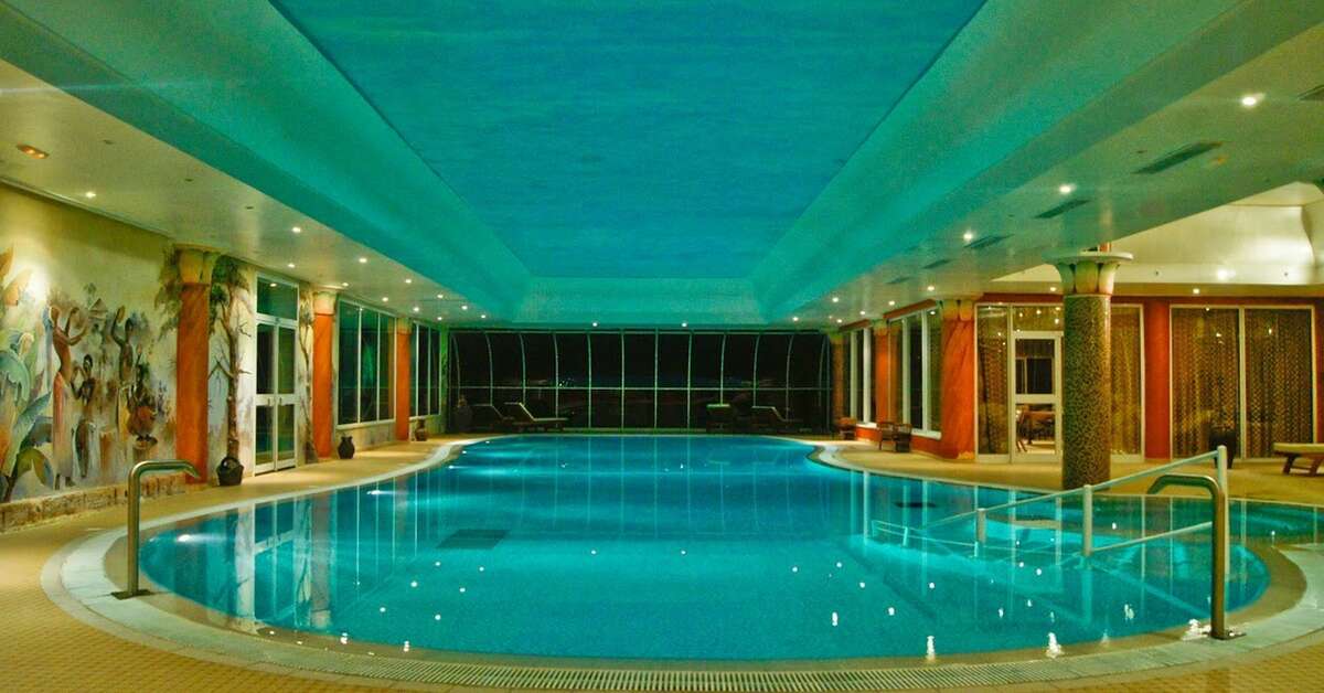 Een foto van het zwembad bij Hotel Africa Jade Thalasso