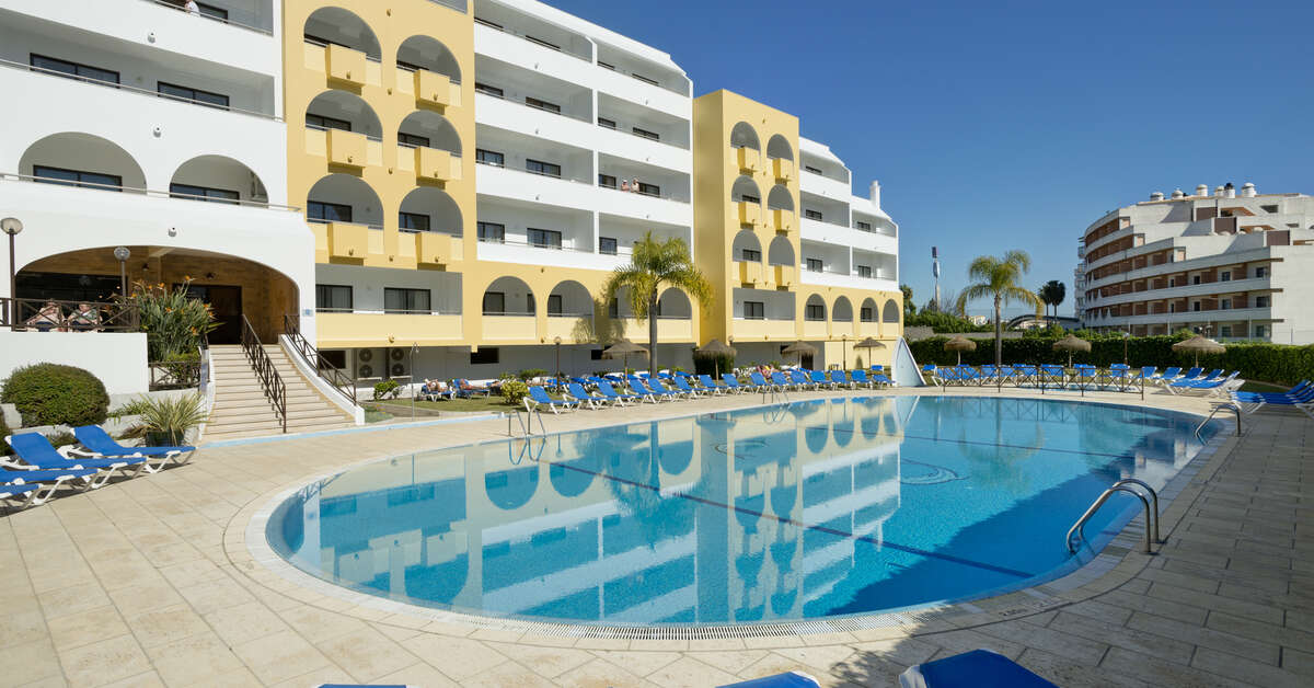 Een foto van het zwembad bij Paladim & Alagoa Mar Hotels