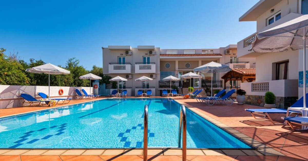 Een foto van het zwembad bij Sisi Breeze Hotel