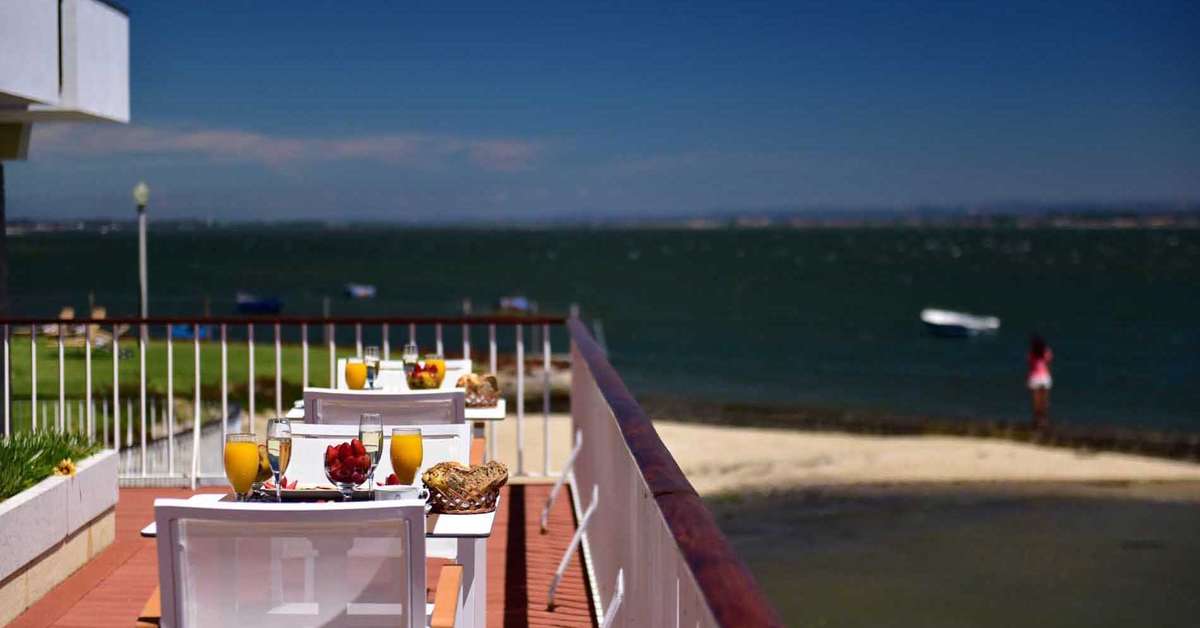 Een foto van het terras bij Pousada Ria