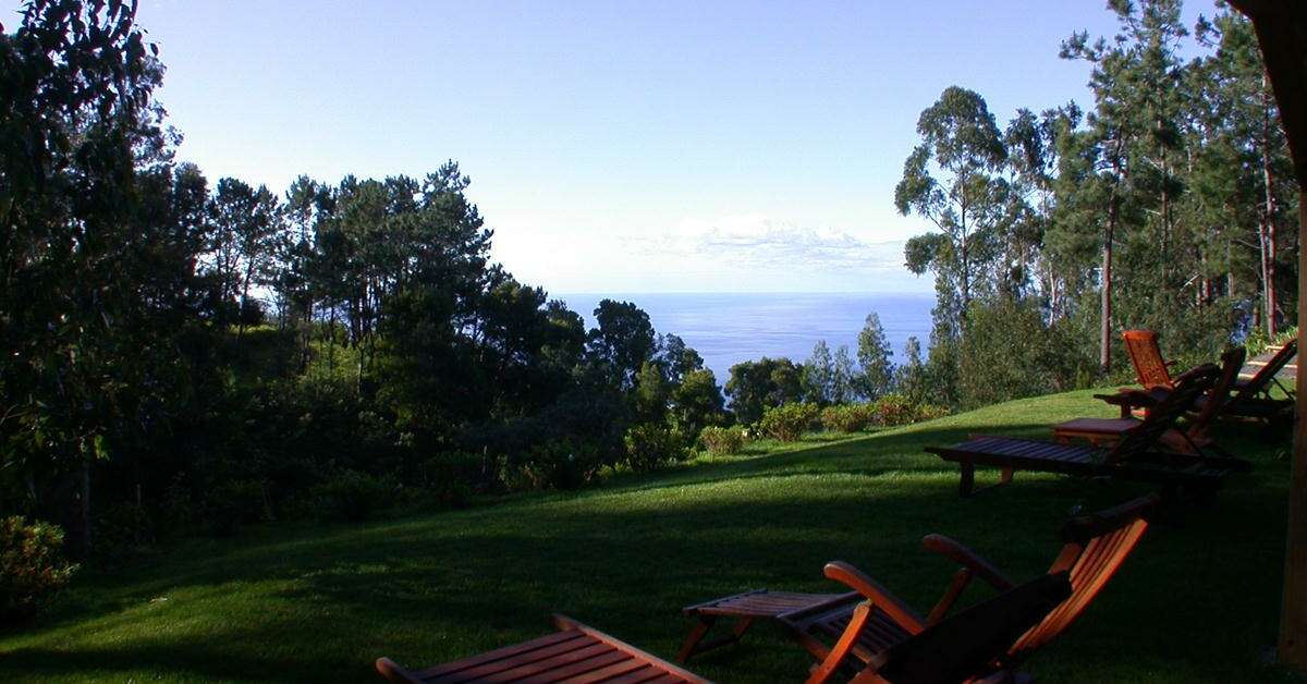 Een foto van het terras bij Atrio Hotel
