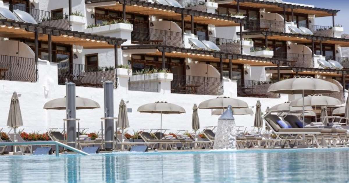 Een foto van het zwembad bij Idyll Suites