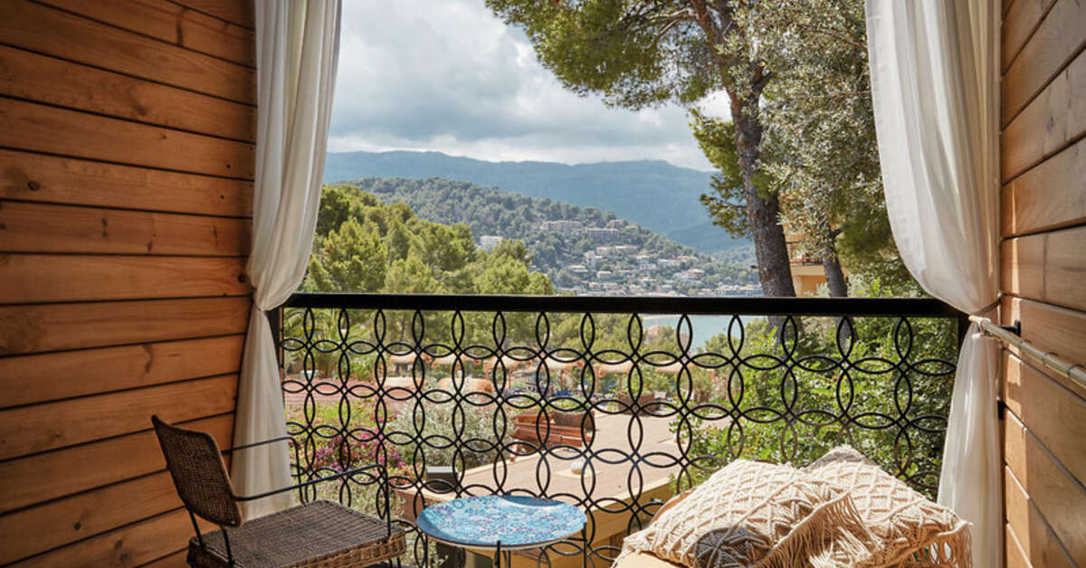 Ein Foto von der Terrasse im Bikini Island & Mountain Hotel