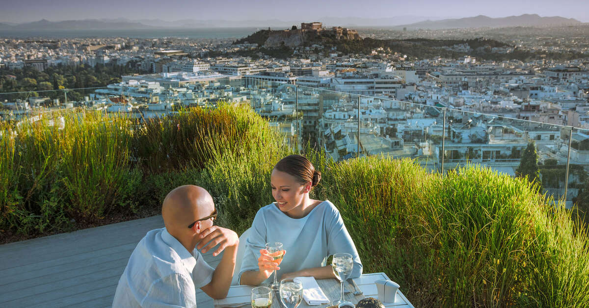 Ein Foto von der Terrasse im St. George Lycabettus Hotel