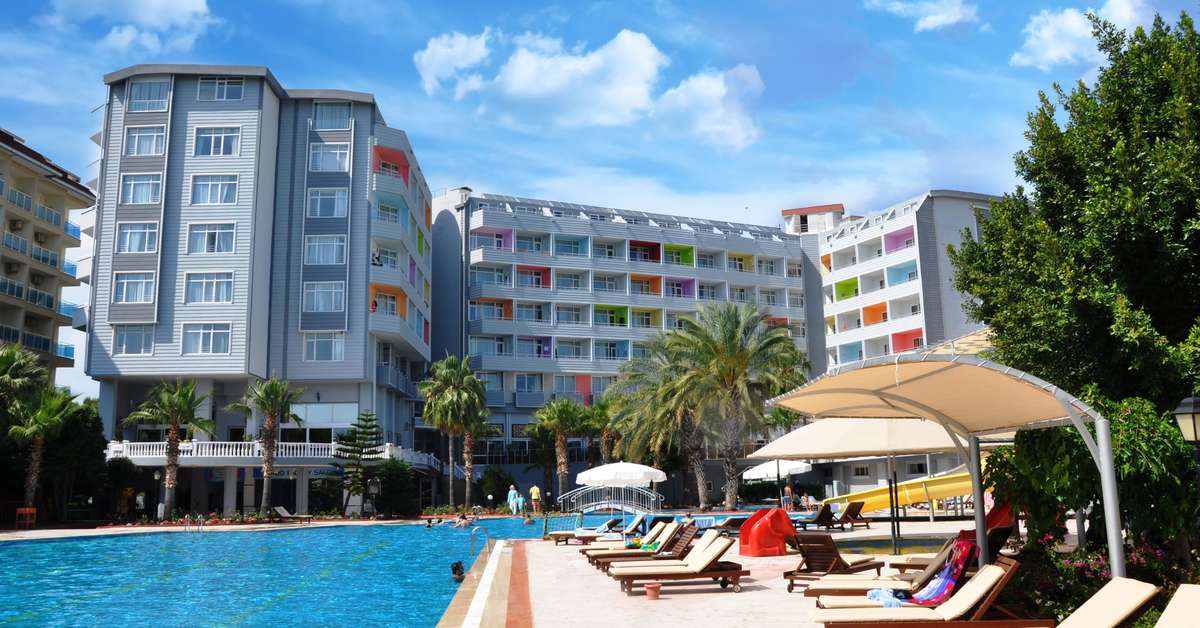 Een foto van het zwembad bij Mira Meridia Beach Hotel