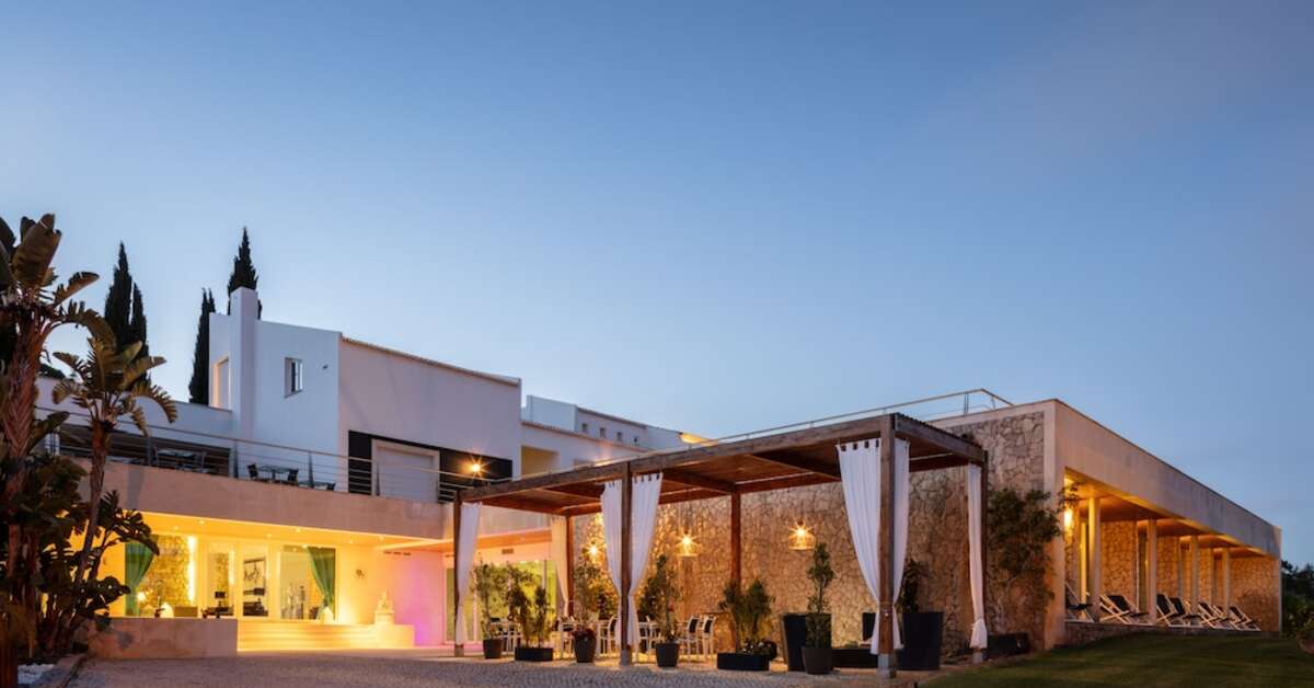 Ein Foto von der Außenansicht des Vila Valverde Design & Country Hotel