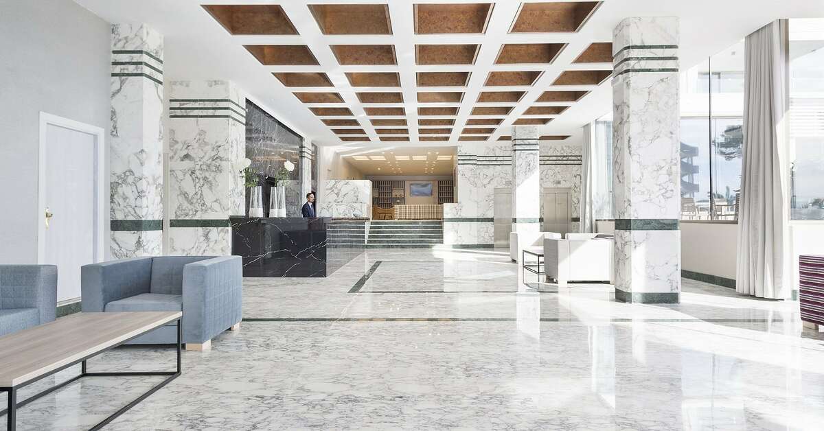 Een foto van het interieur van Hotel Best Negresco