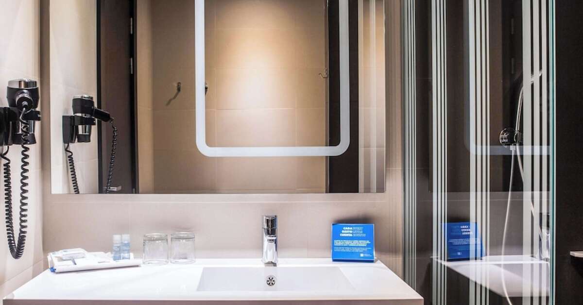 Een foto van Novotel Madrid Center