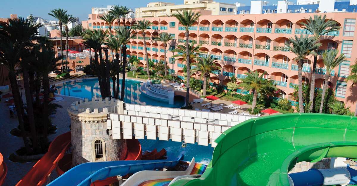 Ein Foto vom Pool im Hotel Marabout