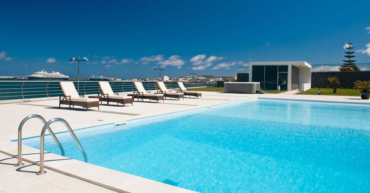 Een foto van het zwembad bij Aparthotel Atlantida Mar