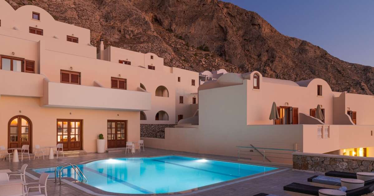 Ein Foto vom Pool im Epavlis Hotel