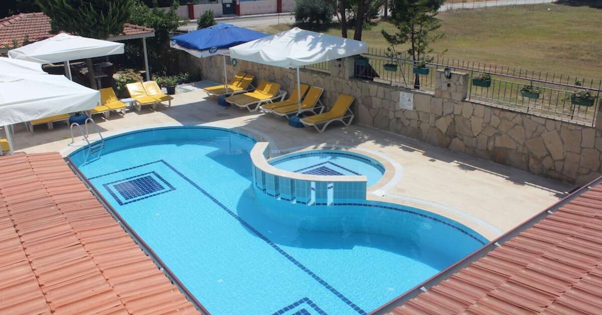 Een foto van het zwembad bij Victoria Princess Aparthotel