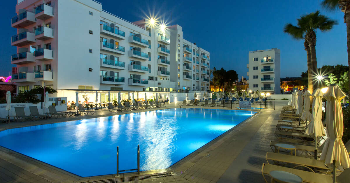 Een foto van Kapetanios Bay Hotel