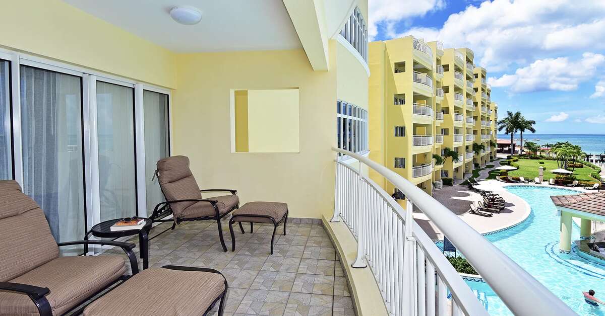 Ein Foto The Villas at Simpson Bay Resort & Marina