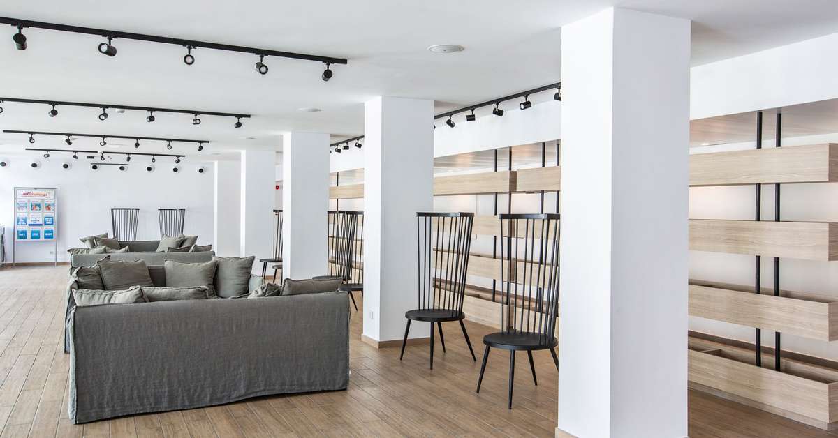Een foto van het interieur van Anthea Aparthotel