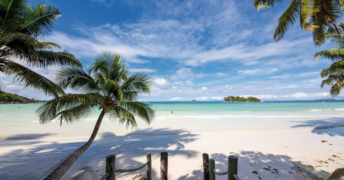 Ein Foto vom Strand beim Le Duc de Praslin