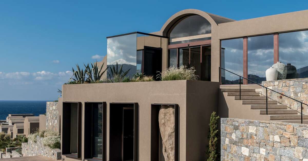 Een foto van de buitenkant van Acro Suites - A Wellbeing Resort