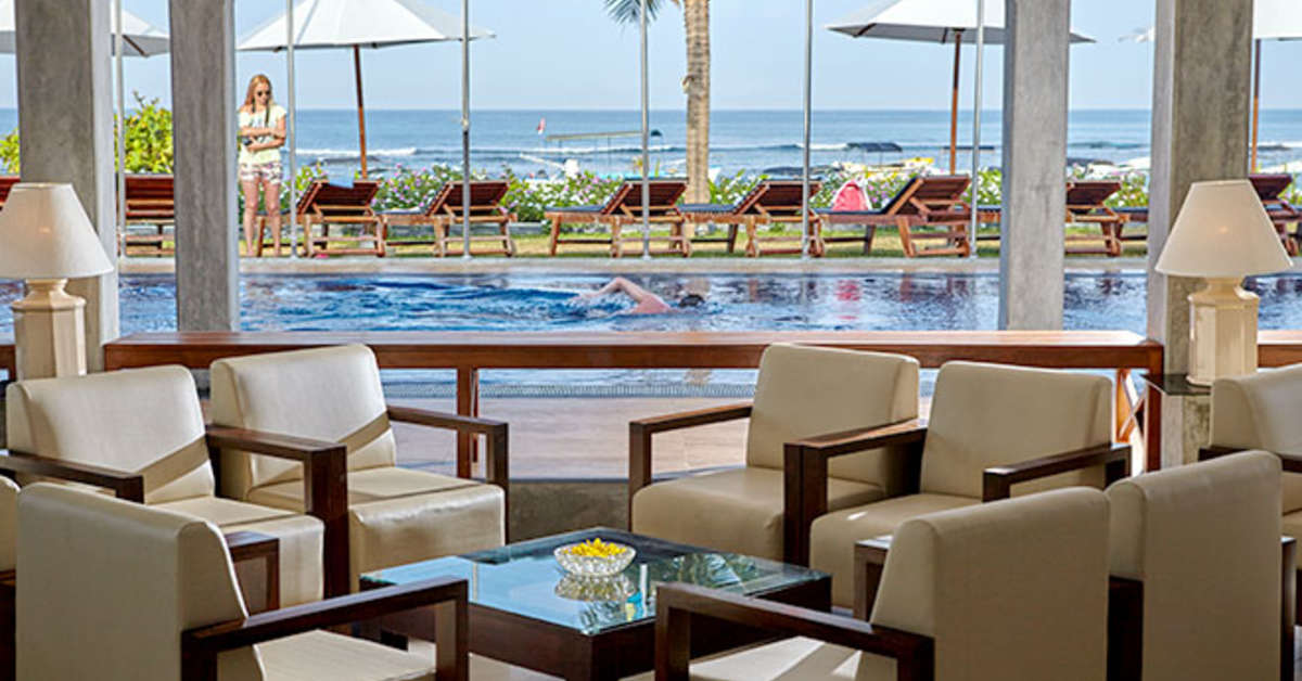 Een foto van het interieur van Coral Sands Hotel